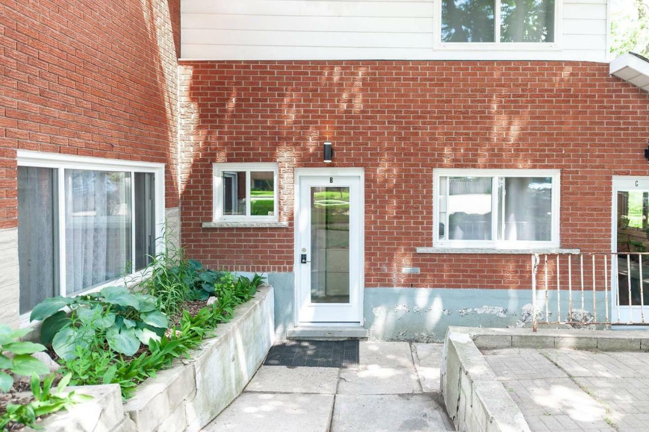 Entire 2 Bedroom Apartment Uptown Waterloo - E1 外观 照片