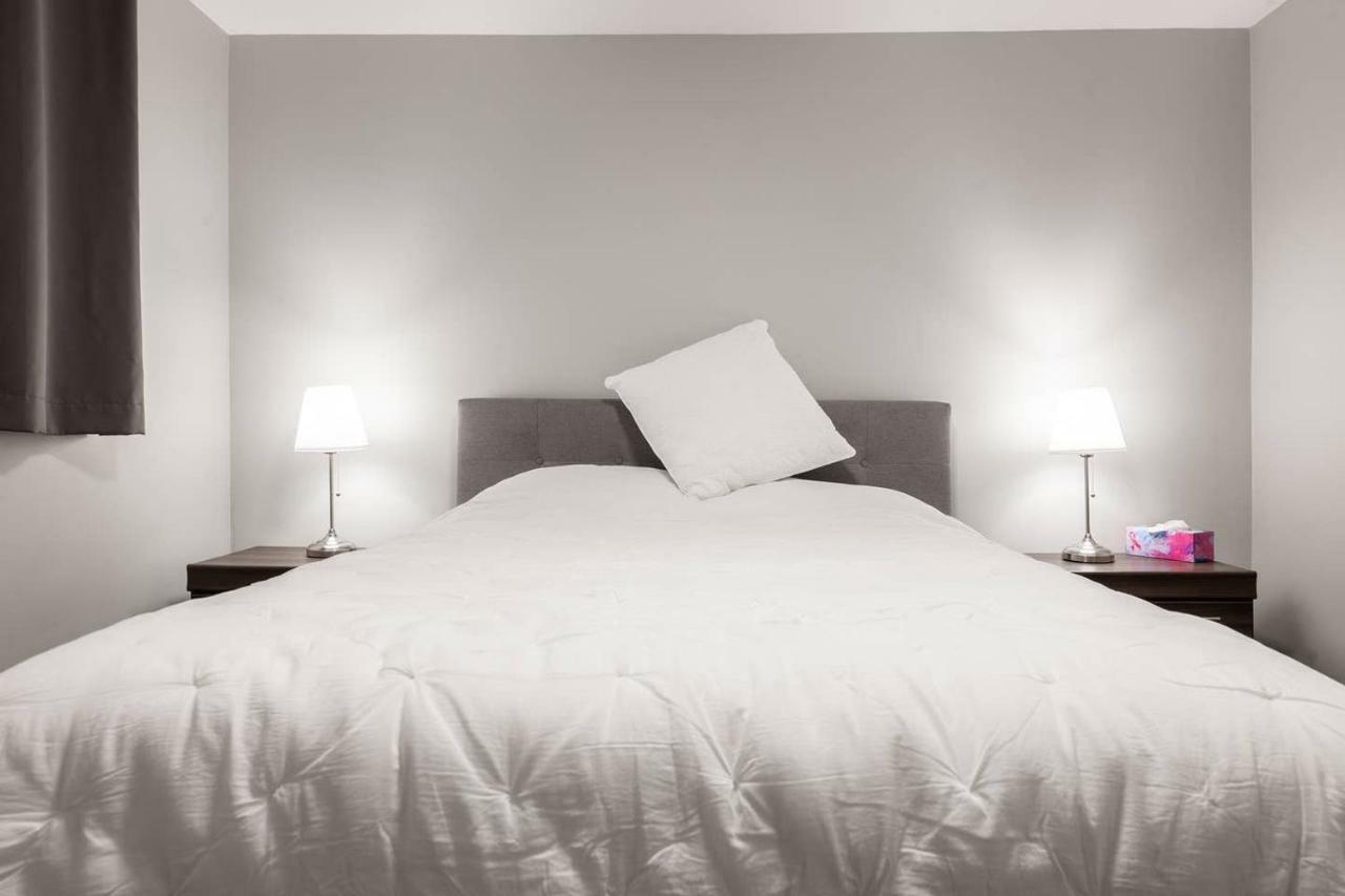 Entire 2 Bedroom Apartment Uptown Waterloo - E1 外观 照片