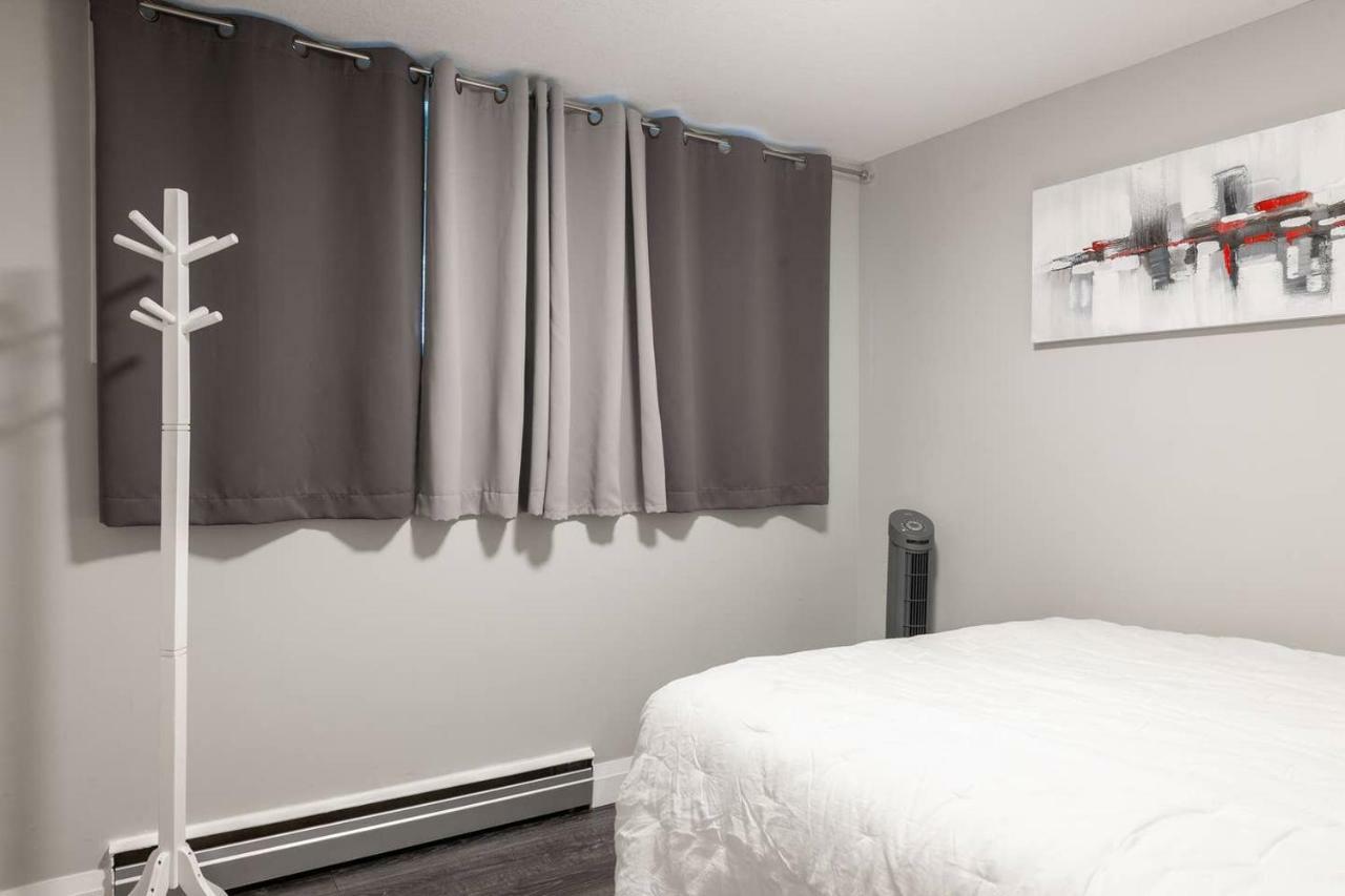 Entire 2 Bedroom Apartment Uptown Waterloo - E1 外观 照片