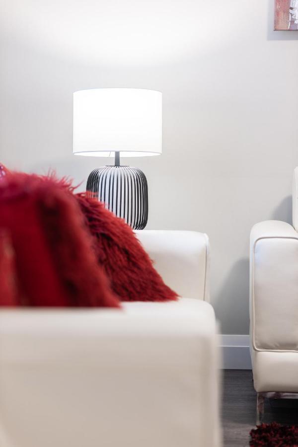 Entire 2 Bedroom Apartment Uptown Waterloo - E1 外观 照片